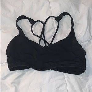 Lululemon sports bra size 4